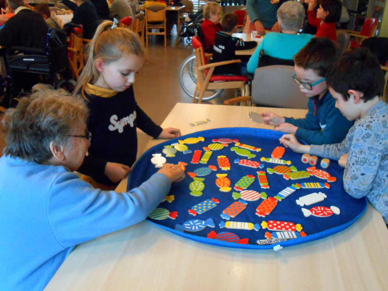 Deuxième rencontre à l’EHPAD autour de jeux de société